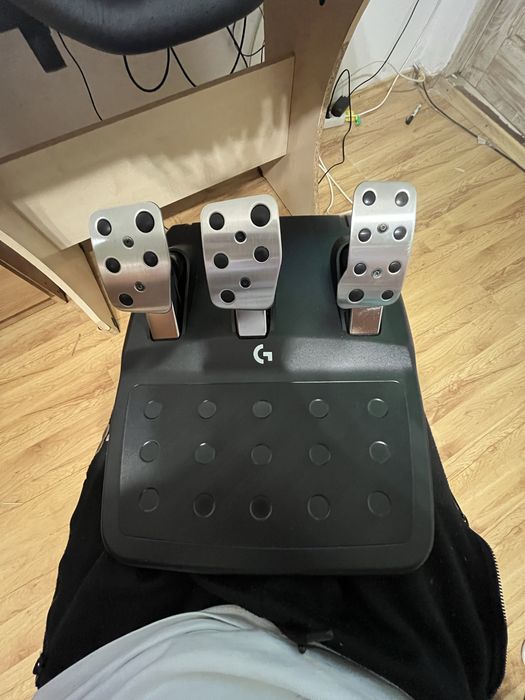 Vand volan logitech g923 trueforce x box one