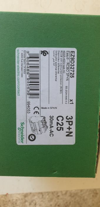 Salva Vita. Siguranta întrerupător automat diferențial Schneider RCBO