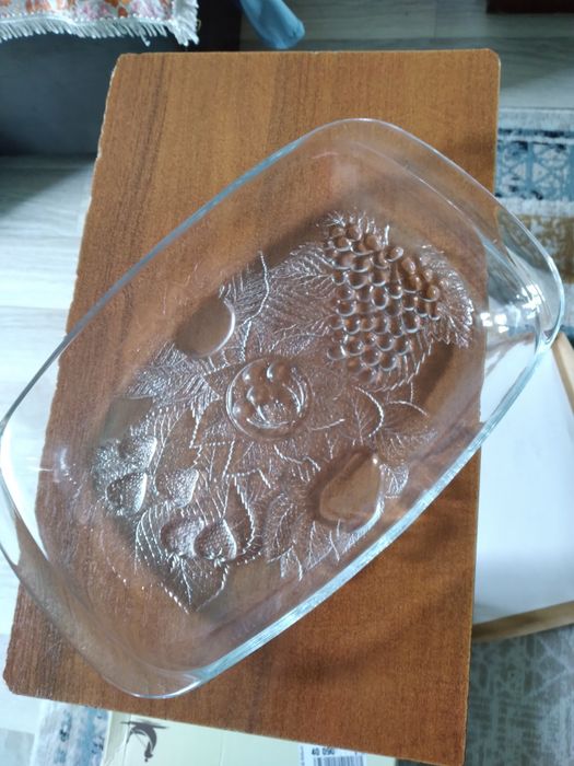 Посуда стеклянная 3000 тг за одну ,есть две