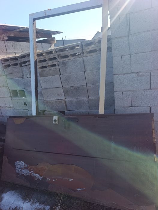 Дверь металлический