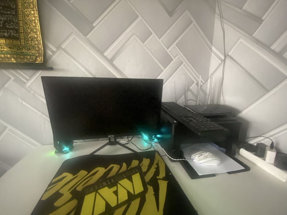 Продам комп средни