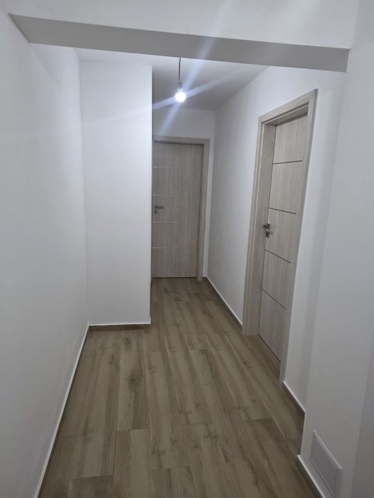 AP 2cam 2bai 61m.p, incalz pardoseala, tripan ,stradal Sos Giurgiului