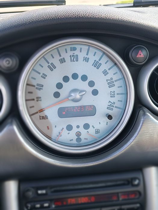 Mini Cooper 1.6 benzina (116 CP) – 2003