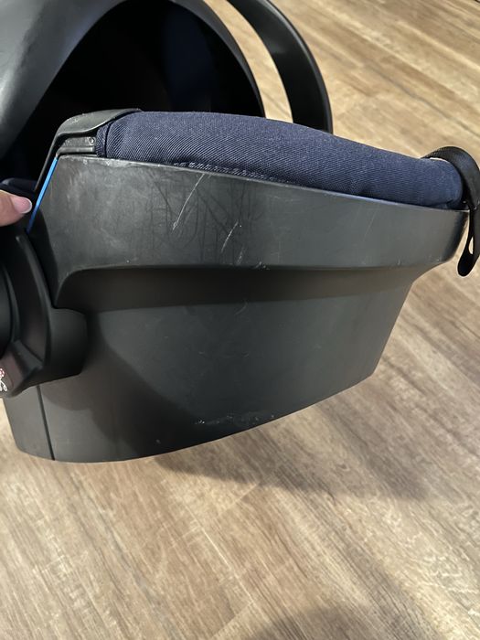 Scoica Joolz si isofix iZi i-Size BeSafe