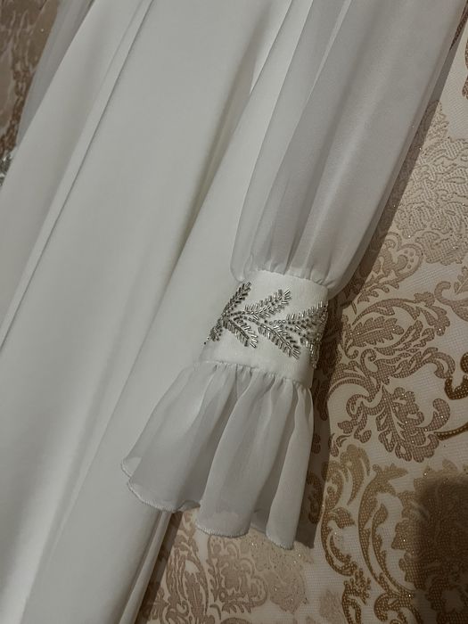 Платье белое, размер 48