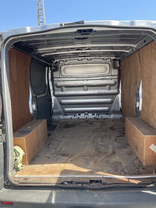 Reno Trafic 2.0dci 115hp НА ЧАСТИ