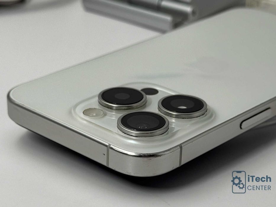 iPhone 15 Pro, 128GB, White, 100% батерия, ОТЛИЧЕН, ГАРАНЦИЯ!