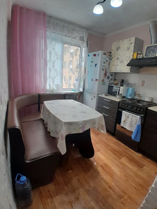 Продается 3-х комнатная квартира.