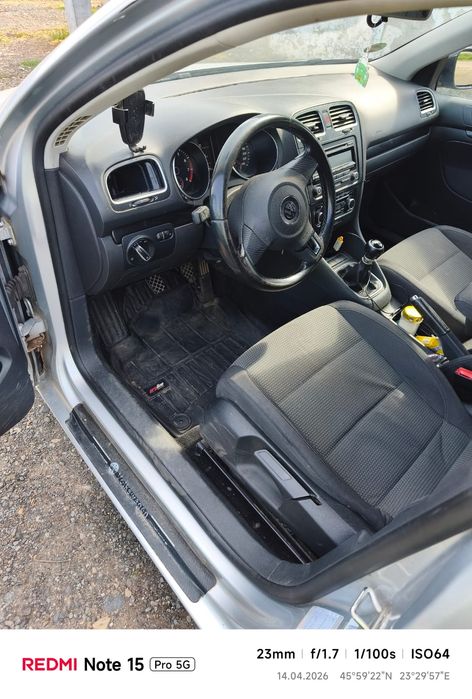 Vând VW golf 6 motor 1.4 benzina an 2010 cutie manuala cu 6+1 trepte  de viteza cu 311400 km la bord mașină se află într-o stare bună de funcționare c
