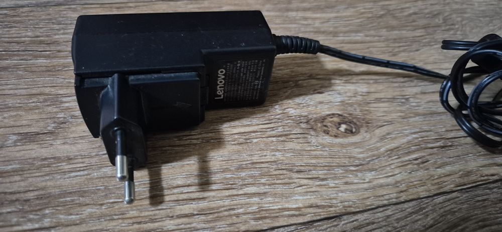 Ноутбук Lenovo IdeaPad 100s