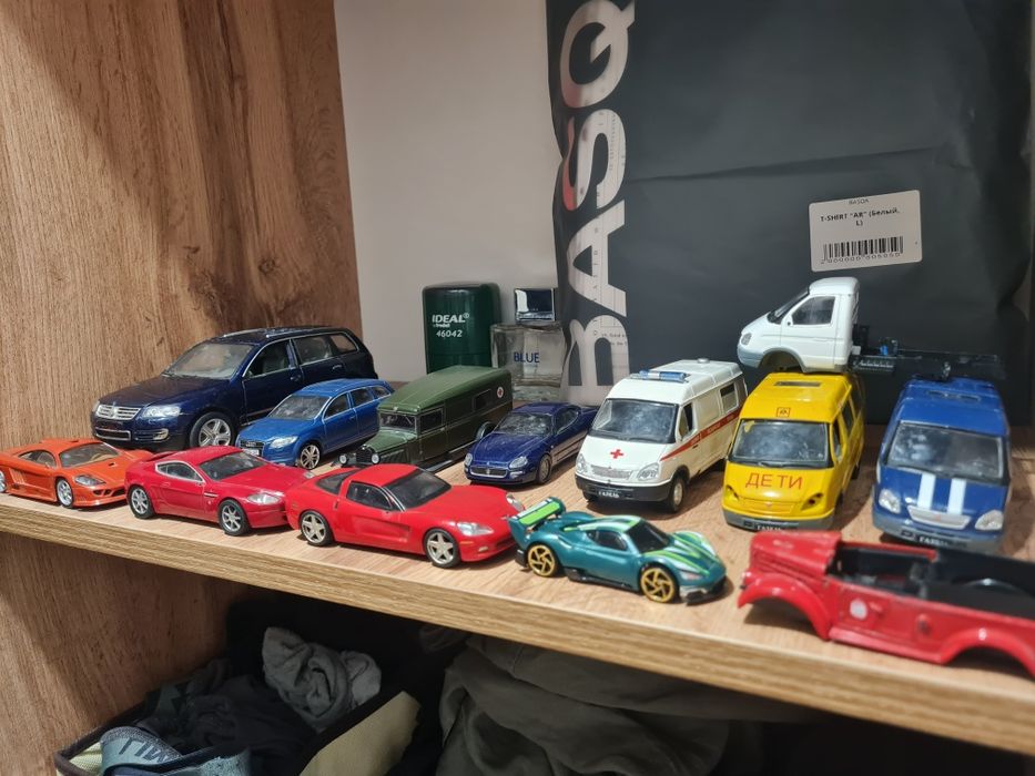 Машинки железные