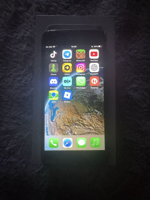 Iphone 8 256gb с каробкой