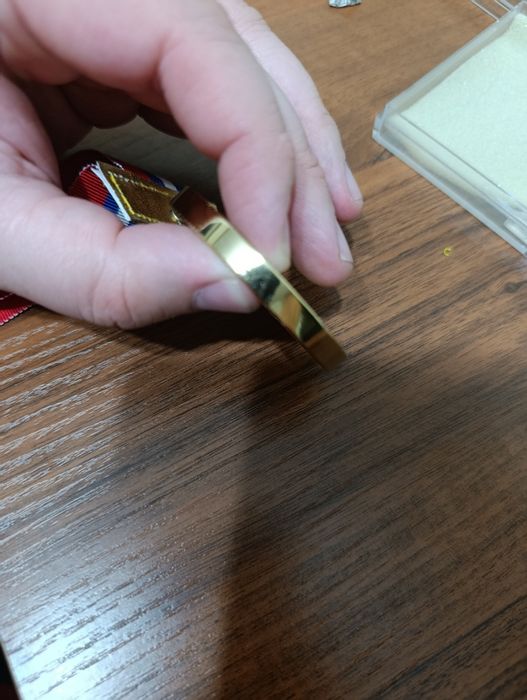 Продам медаль не дорого