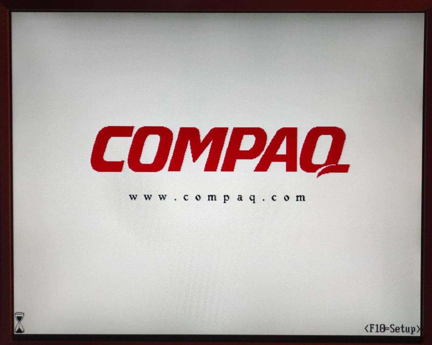 Ретро марков компютър Compaq Deskpro EN - Pentium 333MHz / 256MB RAM