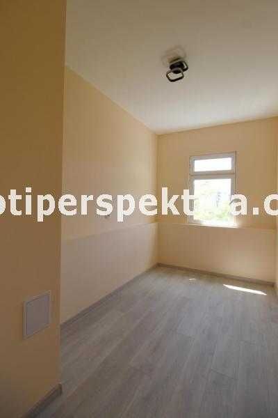 Продава се Тристаен апартамент в Пловдив, Тракия - 61 кв.м за 1003 €/кв.м - Снимка #4
