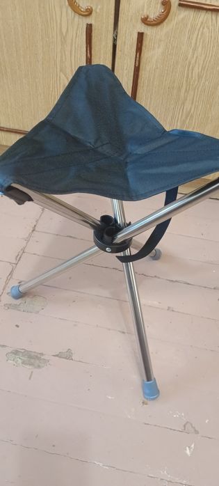 Прочная складная палка, трость.