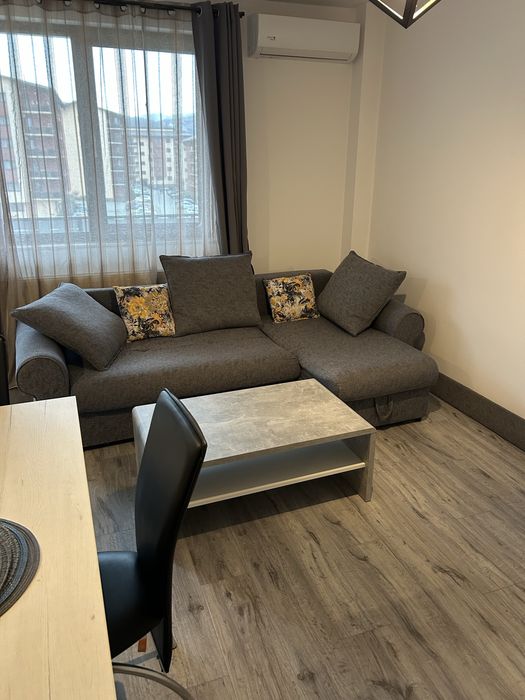 Inchiriez ap 2 cam Floresti