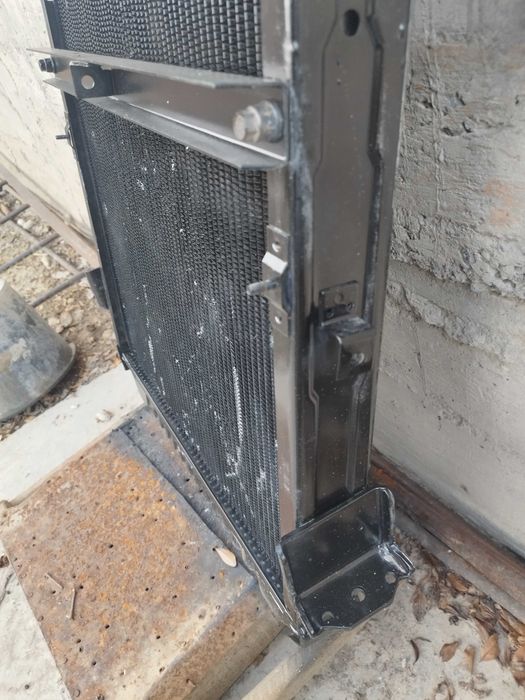 Радиатор для Isuzu