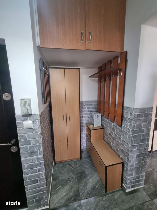 Apartament 3 camere - 58 mp, etaj 1 - Podu Ros