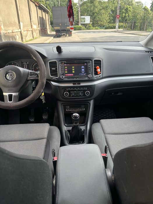 VW SHARAN 5 locuri