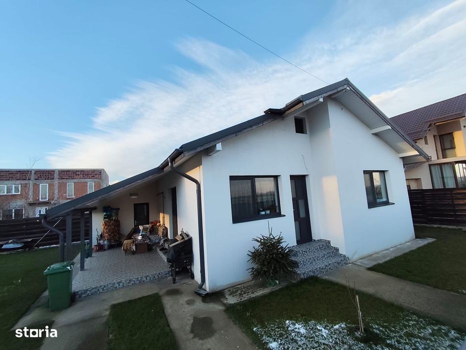 FARA COMISIOANE  in Cosoba casa 3 camere 2 bai PARTER pod la cheie