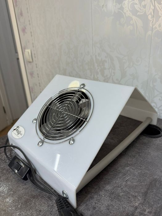 Вытяжка для маникюра