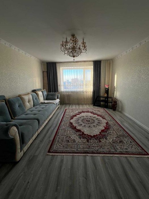 В продаже супер-просторная двухкомнатная квартира в р-е Каз. театра