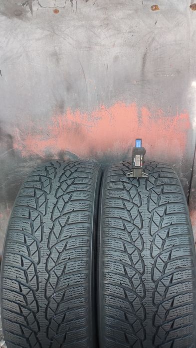 2бр. зимни  гуми 225/55/17 Nokian WrD4
dot22
6.75mm
Добро състояние на