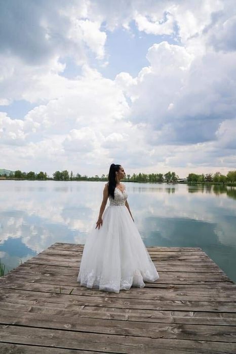 Vând rochii de Mireasa