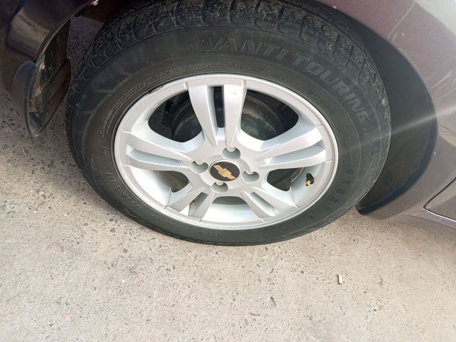 Diska sotiladi zavod 15R