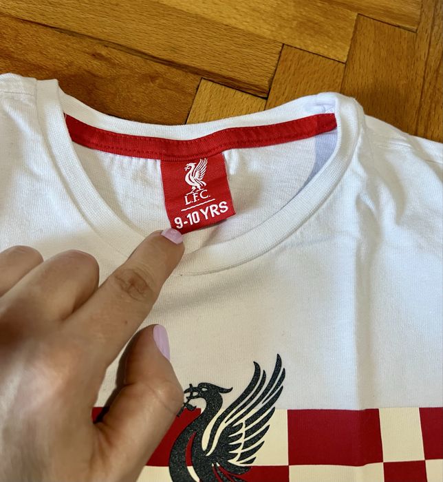Tricou Liverpool 9-10 ani (cadou bluza termica decathlon)