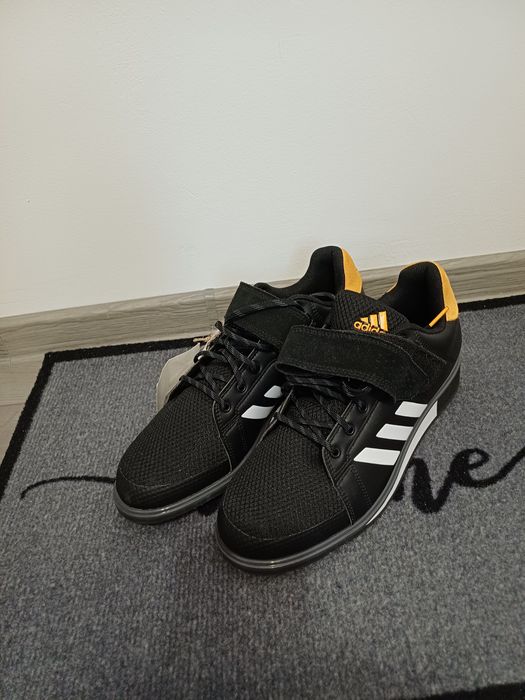 Adidas Power Perfect III fara cutie