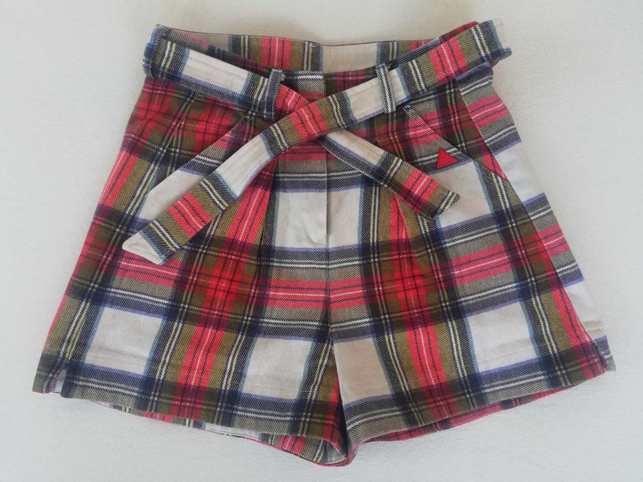 Къс панталон "ALESSA" с колан