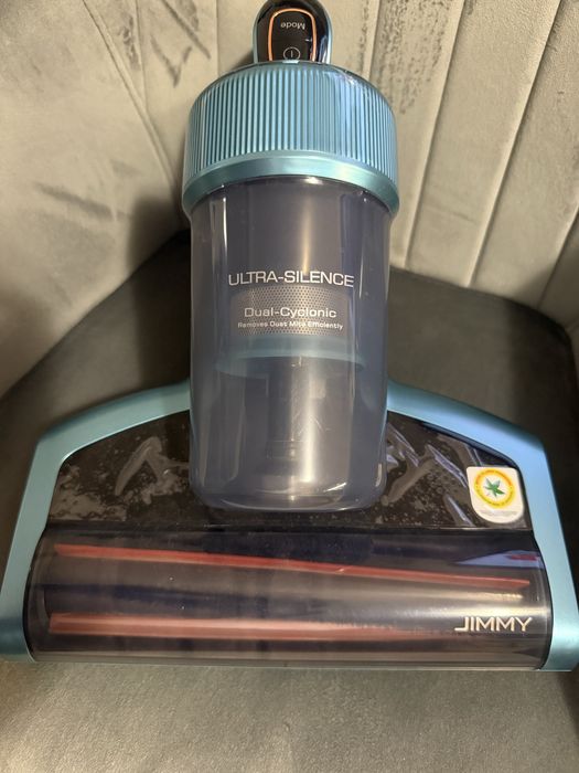 Прахосмукачка против акарии