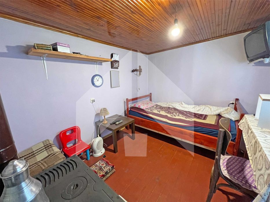 Продава еднофамилна, тухлена къща в с. Струйно (обл. Шумен). ТОП имот!