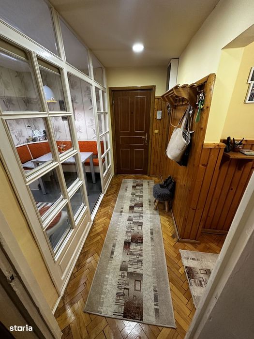 Apartament de vanzare 3 camere,parcare, 60 mp, Cart 1 Mai, Dej