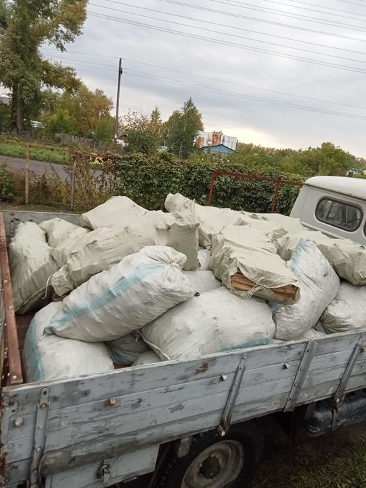 Уголь дрова в мешках