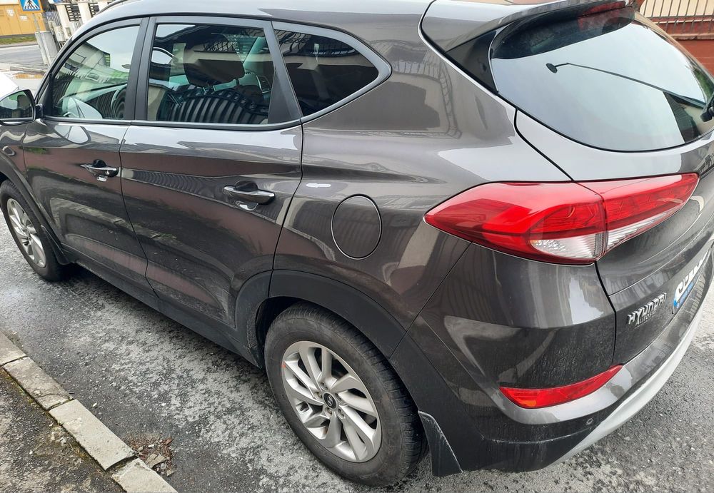 Vând Hyundai Tucson 1,6T-GDI,4X4(automată),2018