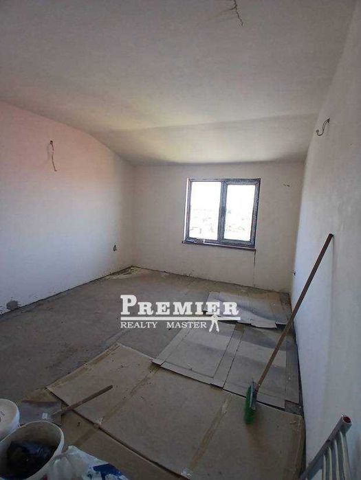 Продава се отличен апартамент с две отделни спални в град Несебър