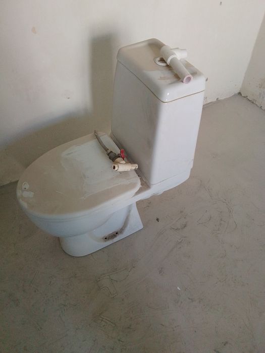 Продам унитаз рабочий