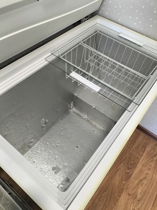 Продам морозильник