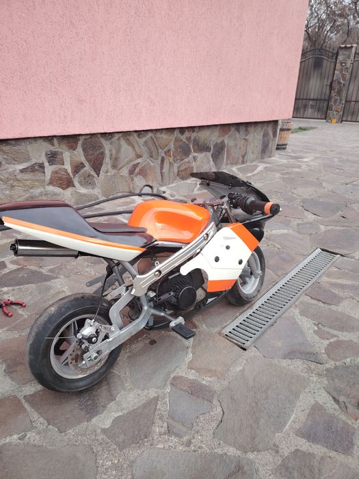 Vând pit bike ca nou