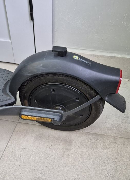 Ninebot kickscooter f2