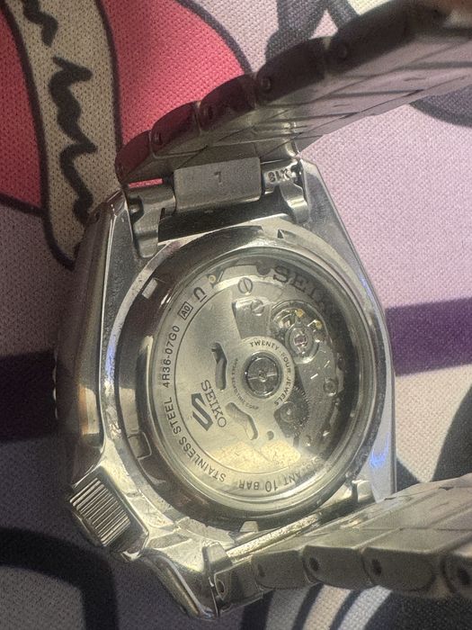 Часы Seiko 5 GMT