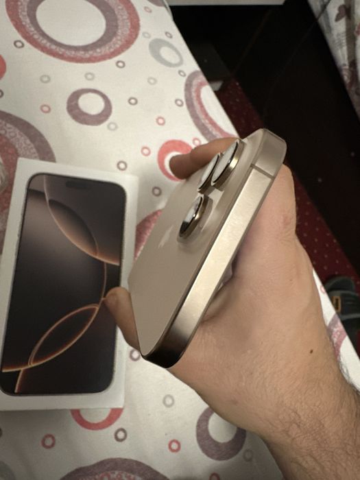 IPhone 16 Pro Max impecabil