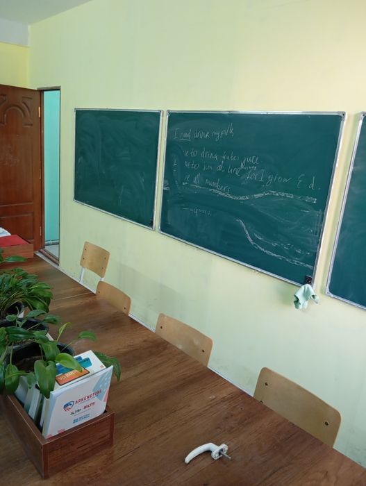 O'quv markaz mebeli Parta stol doska