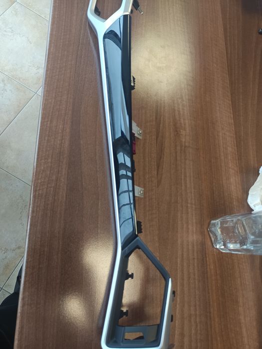 Grila bord BMW 320 I X drive(an 2019)