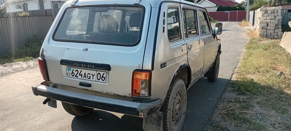 Нива инжектор 21310