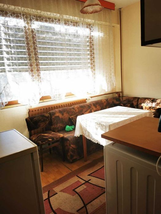 Дава се под наем Тристаен апартамент в Пловдив, Кършияка - 90 кв.м за 331.5 € - Снимка #3