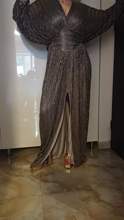 Rochie lucrată manual